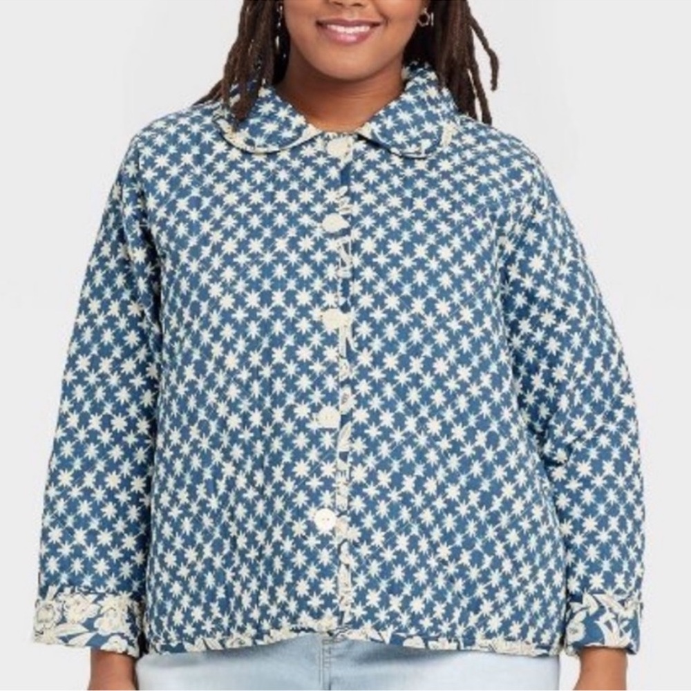 Universal Thread 1X quilted blue white jacket women’s
